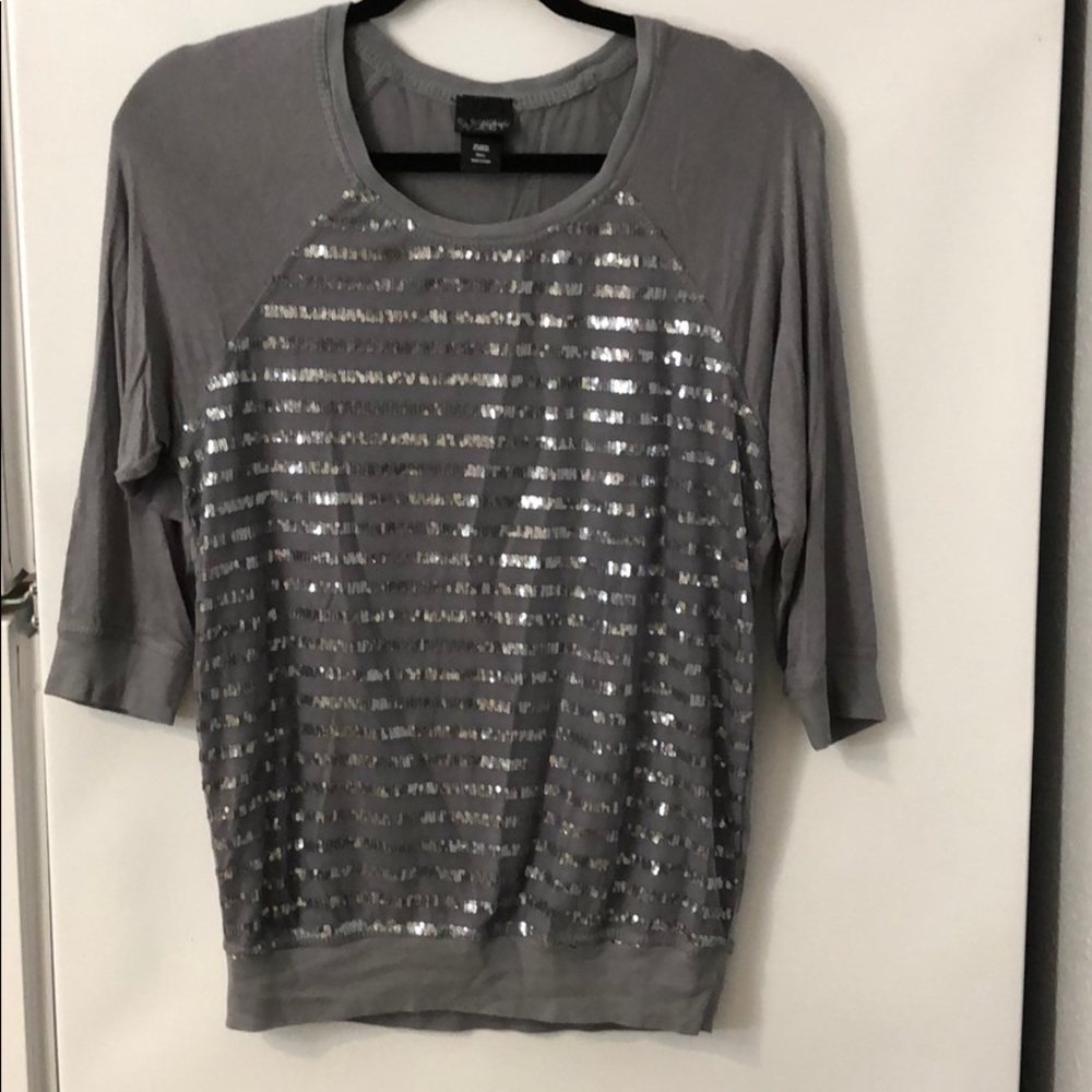 Daytrip 3/4 Sleeve Sequin Top
